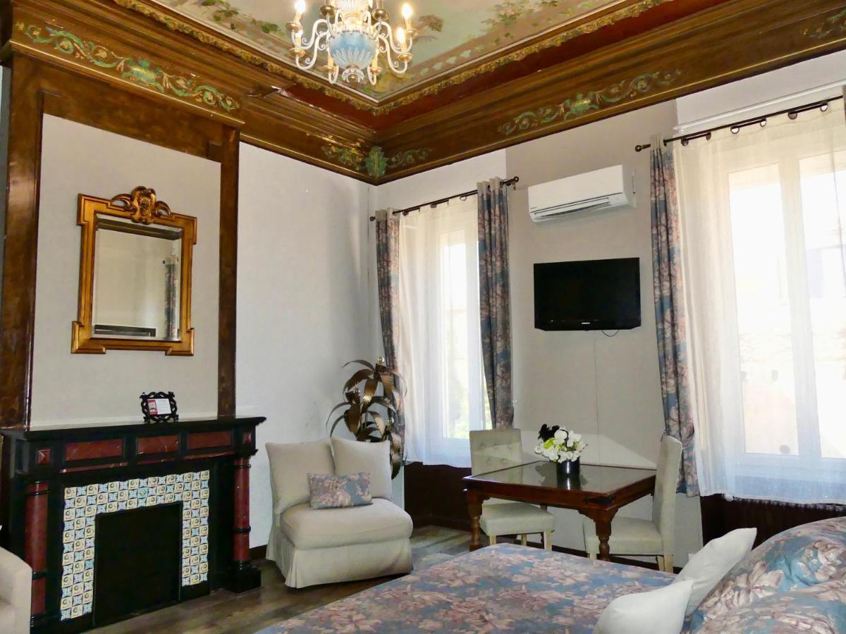 Hotel De Charme Le Provence Salon-de-Provence Kültér fotó
