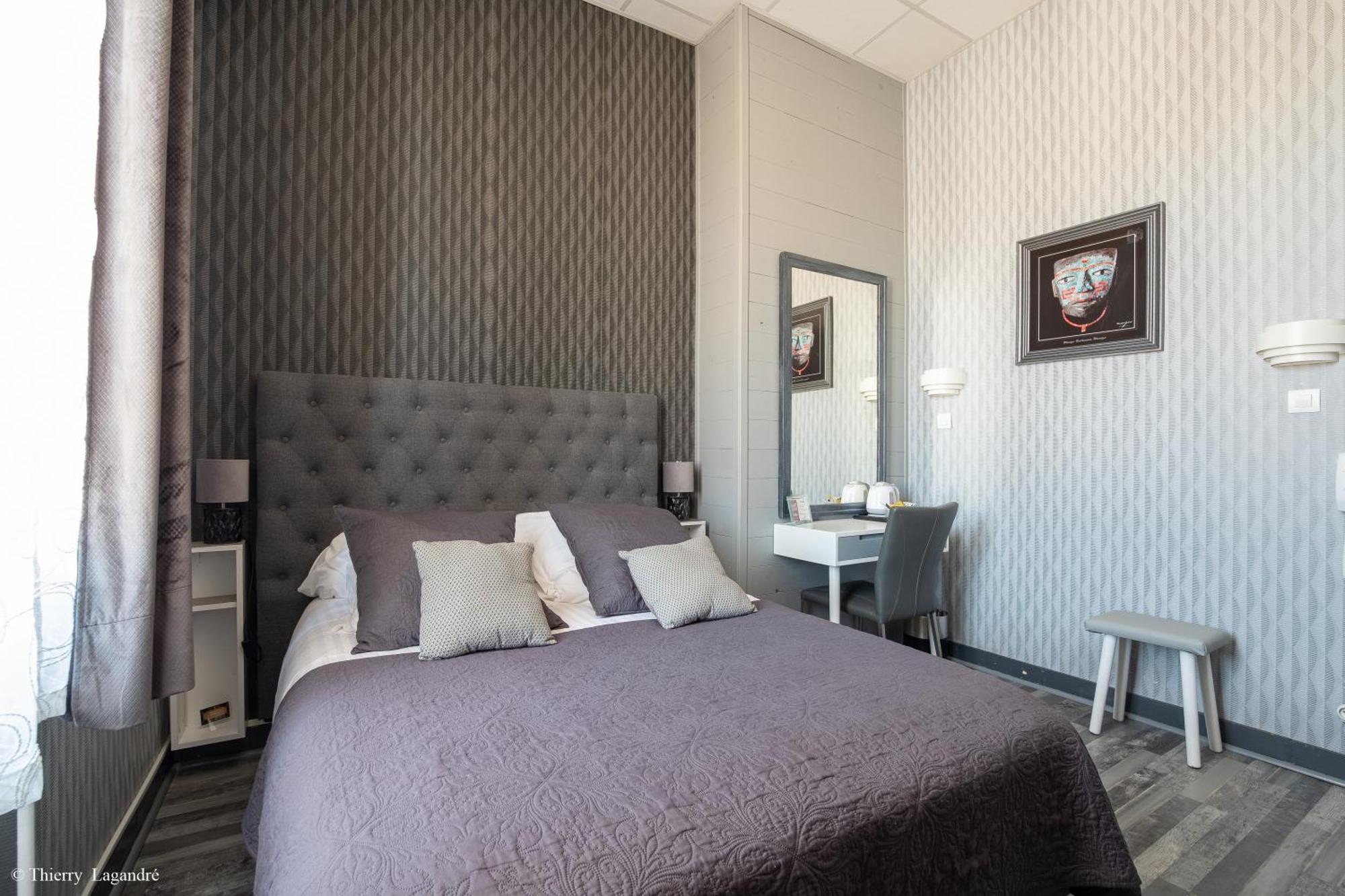 Hotel De Charme Le Provence Salon-de-Provence Kültér fotó